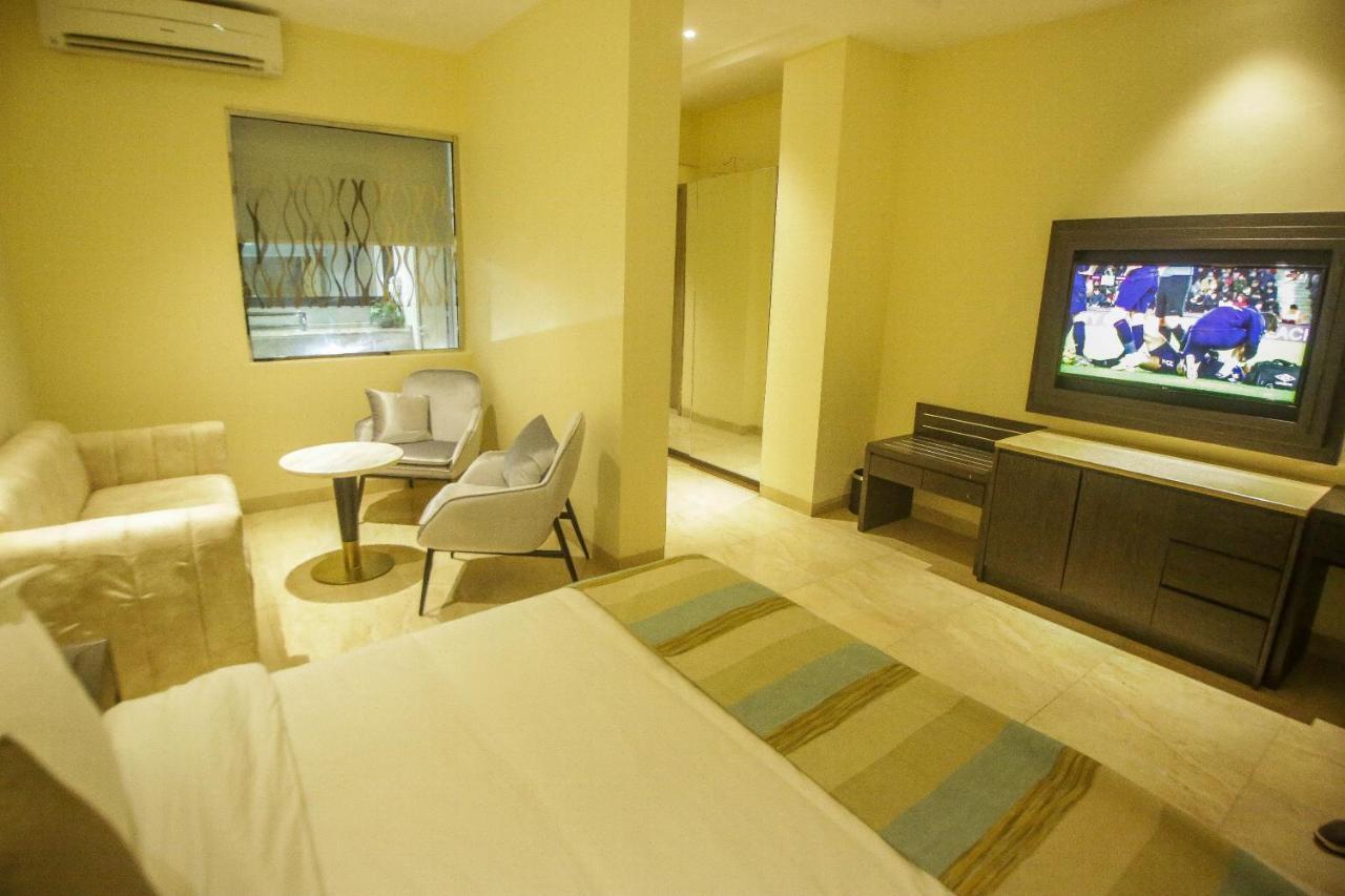 Perfecto La Villa Hotel And Suites Lagos Exterior foto
